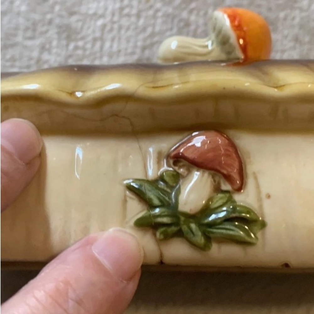 Sears Merry Mushroom Decorated Ceramic Butter Dish 1978 chip - Picture 4 of 10